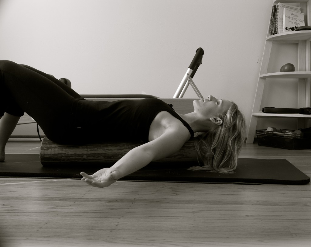 Roller Series Arm circles on the foam roller