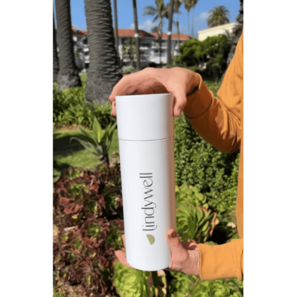 water bottle open 1034932